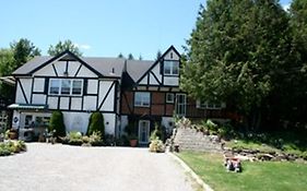 Burley'S Executive Garden Suite